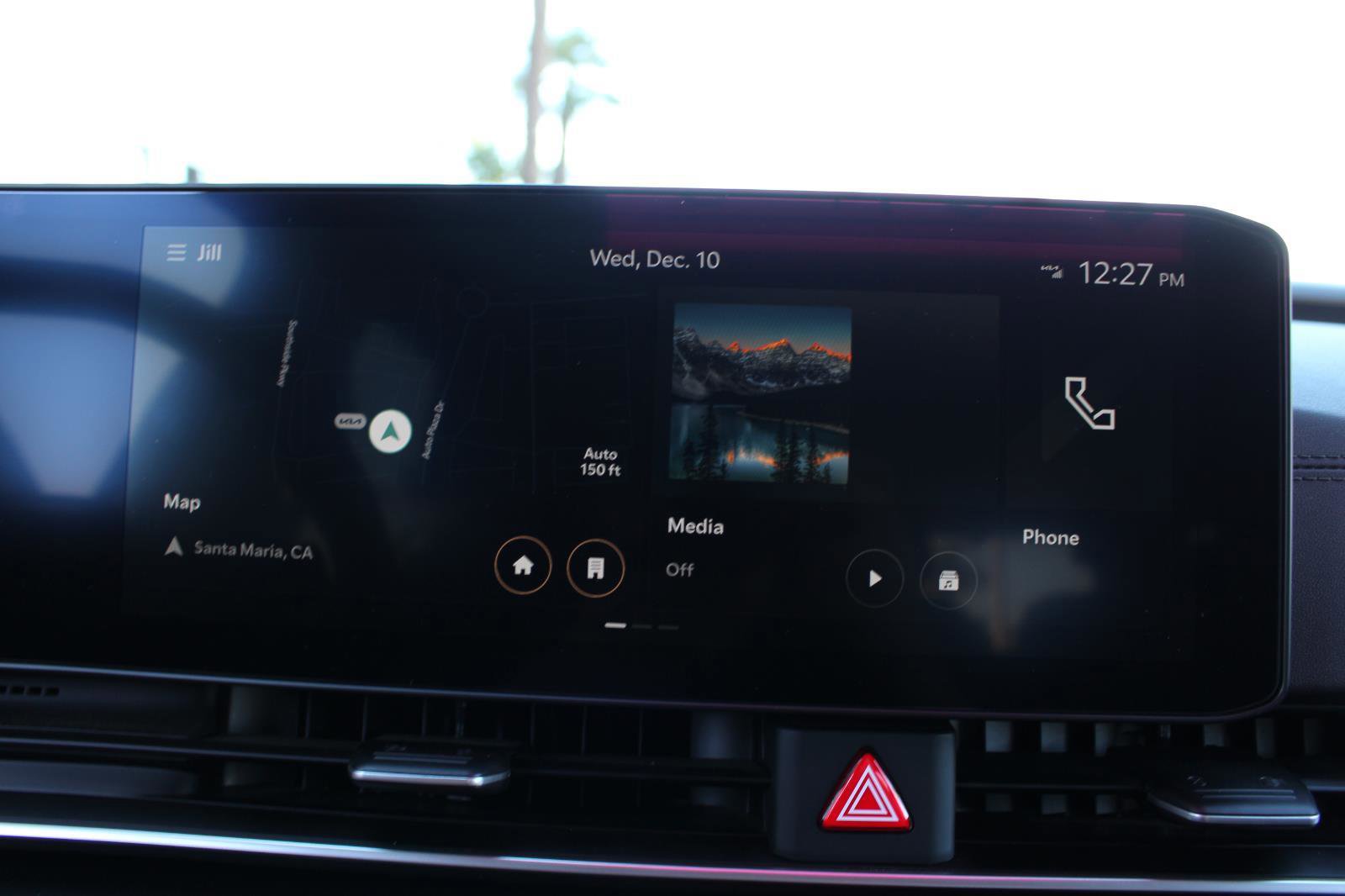 Certified 2025 Kia Carnival image 21