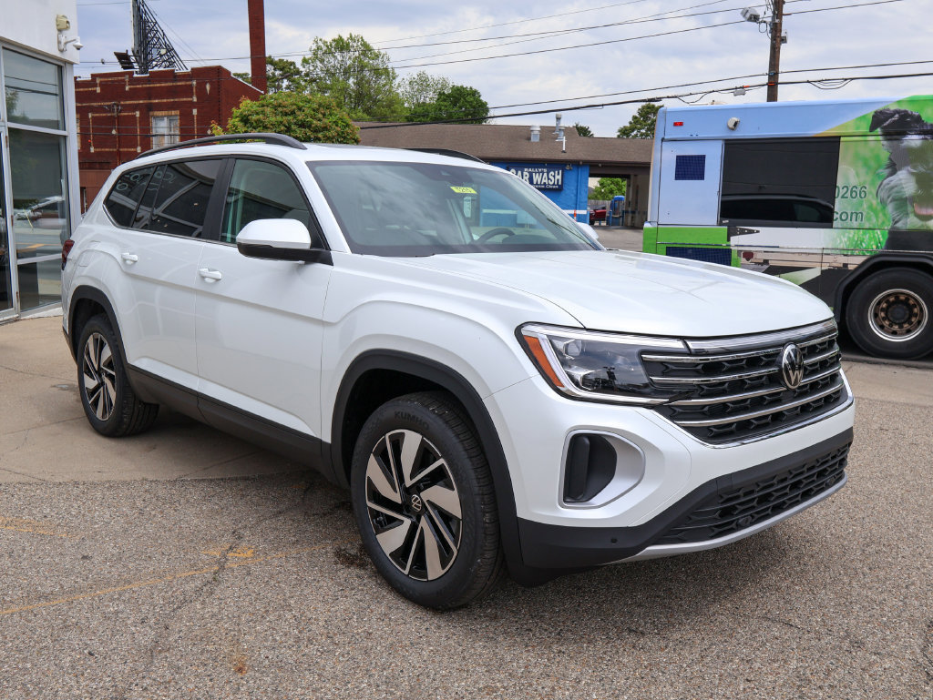 New 2026 Volkswagen Atlas SE FWD image 7
