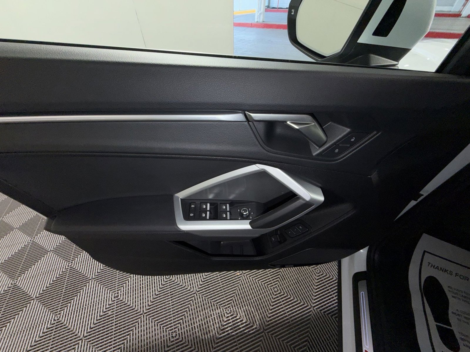 Used 2024 Audi Q3 2.0T Premium Plus w/ Premium Plus Package image 15