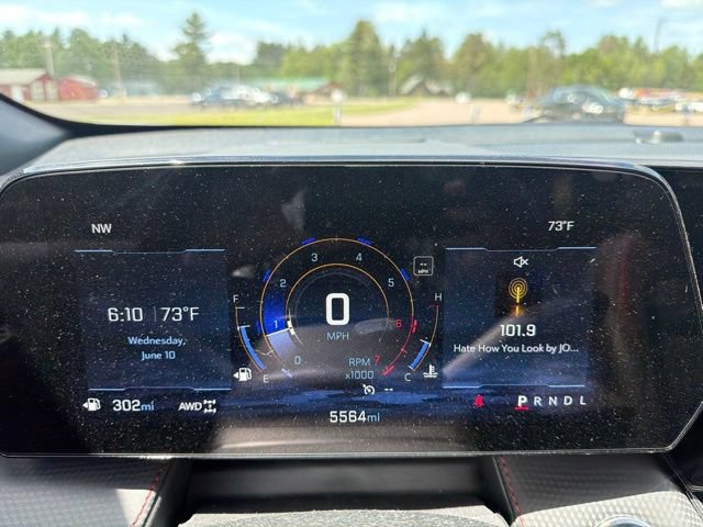 Used 2026 Chevrolet Equinox RS w/ Convenience Package III AWD/4WD image 23