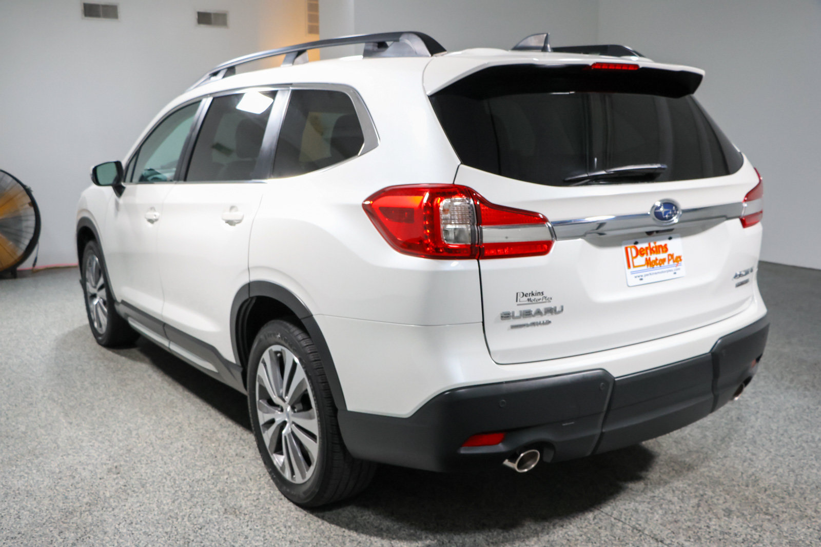 Used 2021 Subaru Ascent Limited AWD/4WD image 9