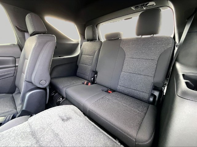 New 2027 Chevrolet Traverse LT w/ Driver Confidence Package AWD/4WD image 26