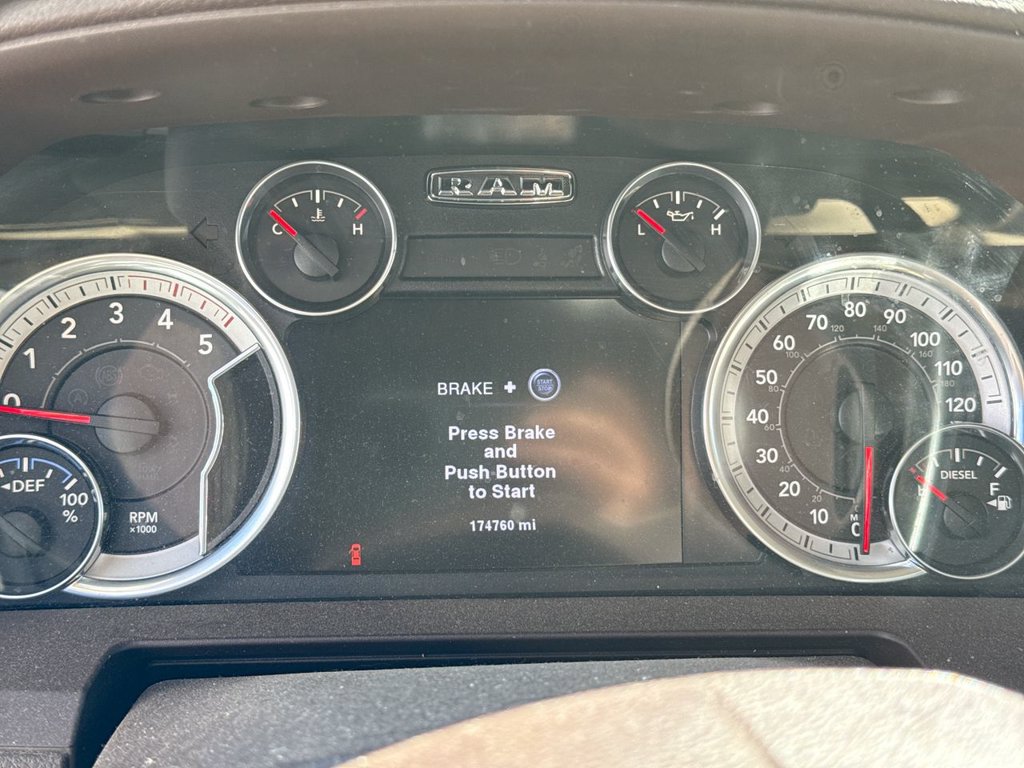 Used 2014 RAM 3500 Laramie AWD/4WD image 9