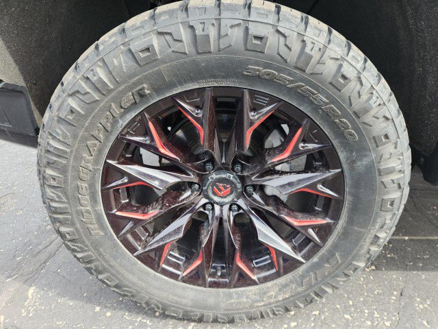 Used 2024 Chevrolet Silverado 1500 ZR2 w/ Technology Package image 10