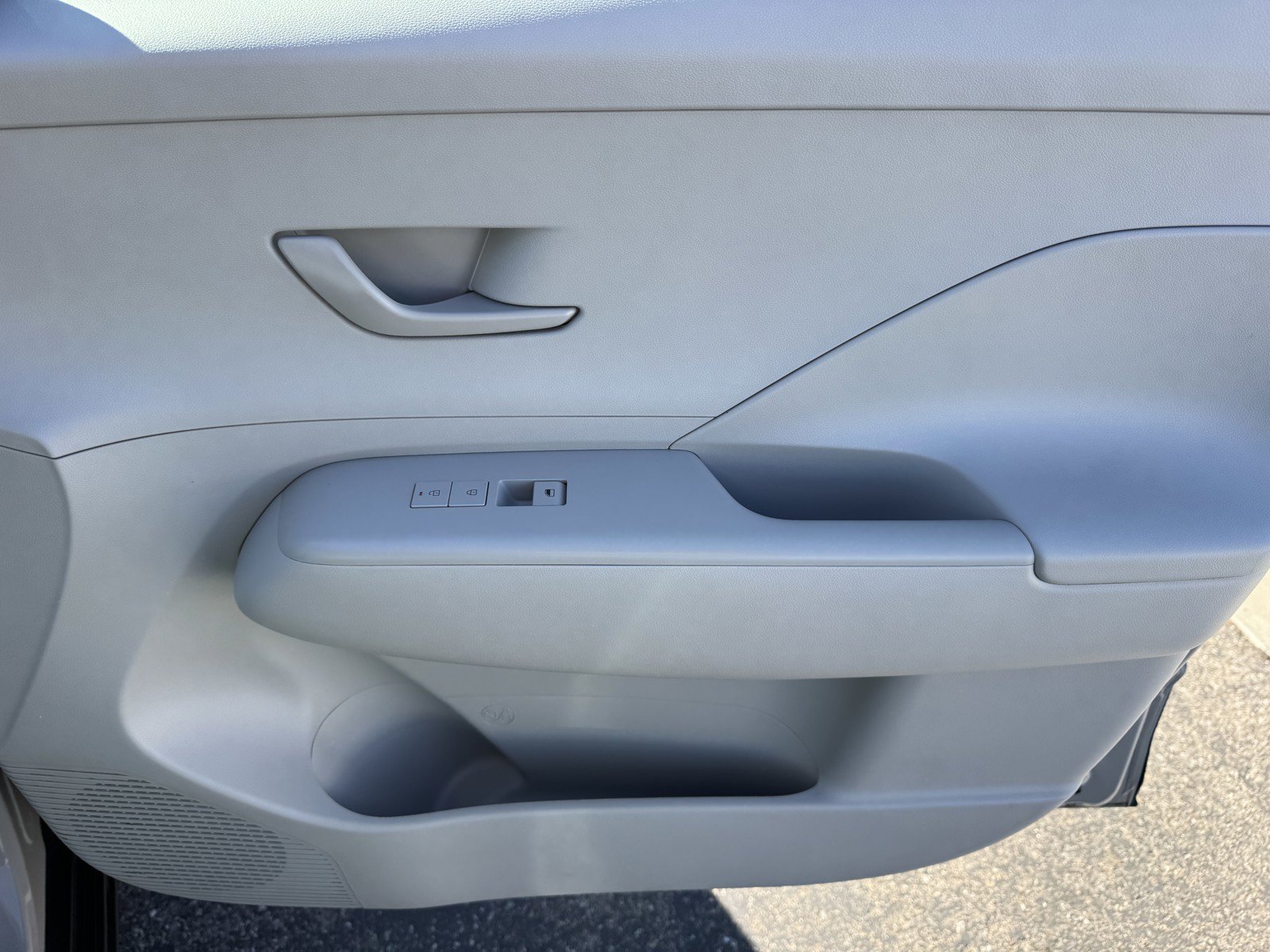 Used 2025 Hyundai Kona SEL AWD/4WD image 9