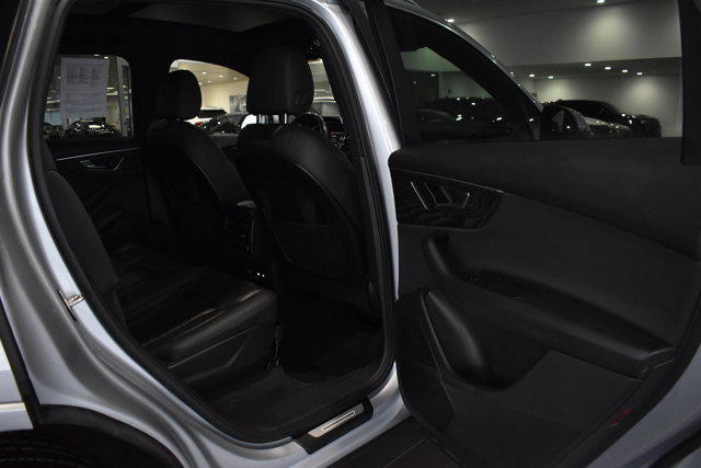 Used 2021 Audi Q7 2.0T Premium Plus w/ Premium Plus Package image 28