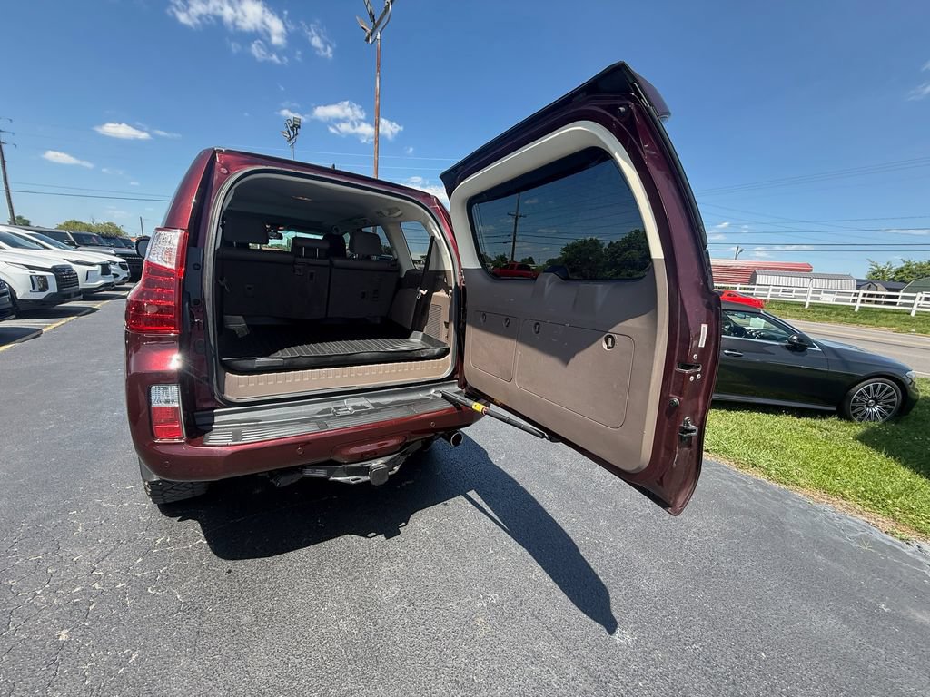 Used 2011 Lexus GX 460 w/ Comfort Plus Pkg AWD/4WD image 5