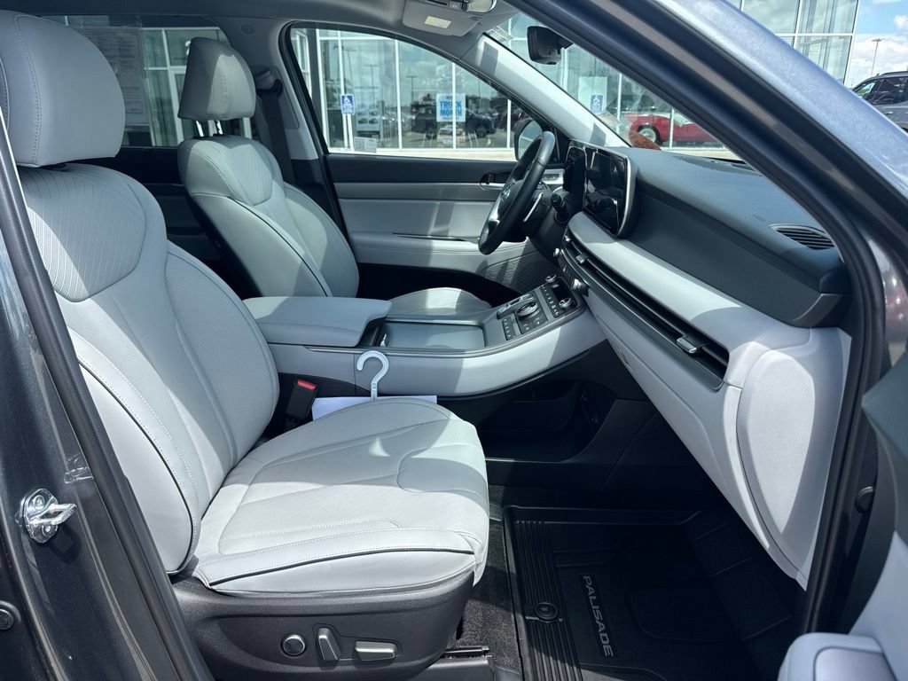 Used 2025 Hyundai Palisade SEL AWD/4WD image 10