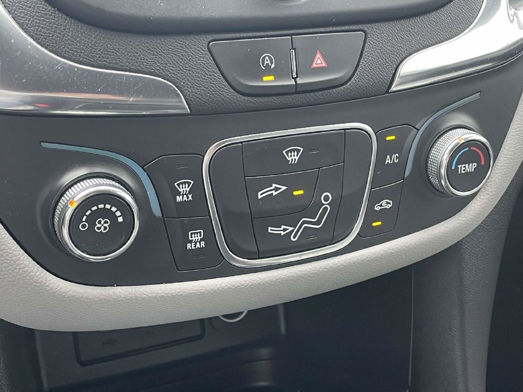 Used 2023 Chevrolet Equinox LS w/ LS Convenience Package FWD image 19