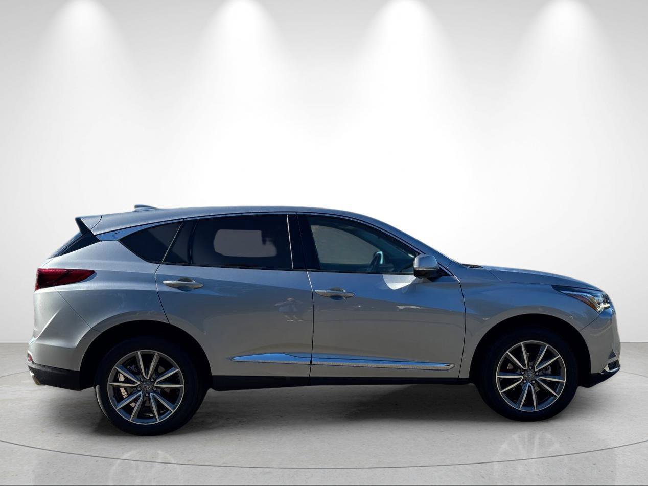 Used 2023 Acura RDX w/ Technology Package FWD image 6
