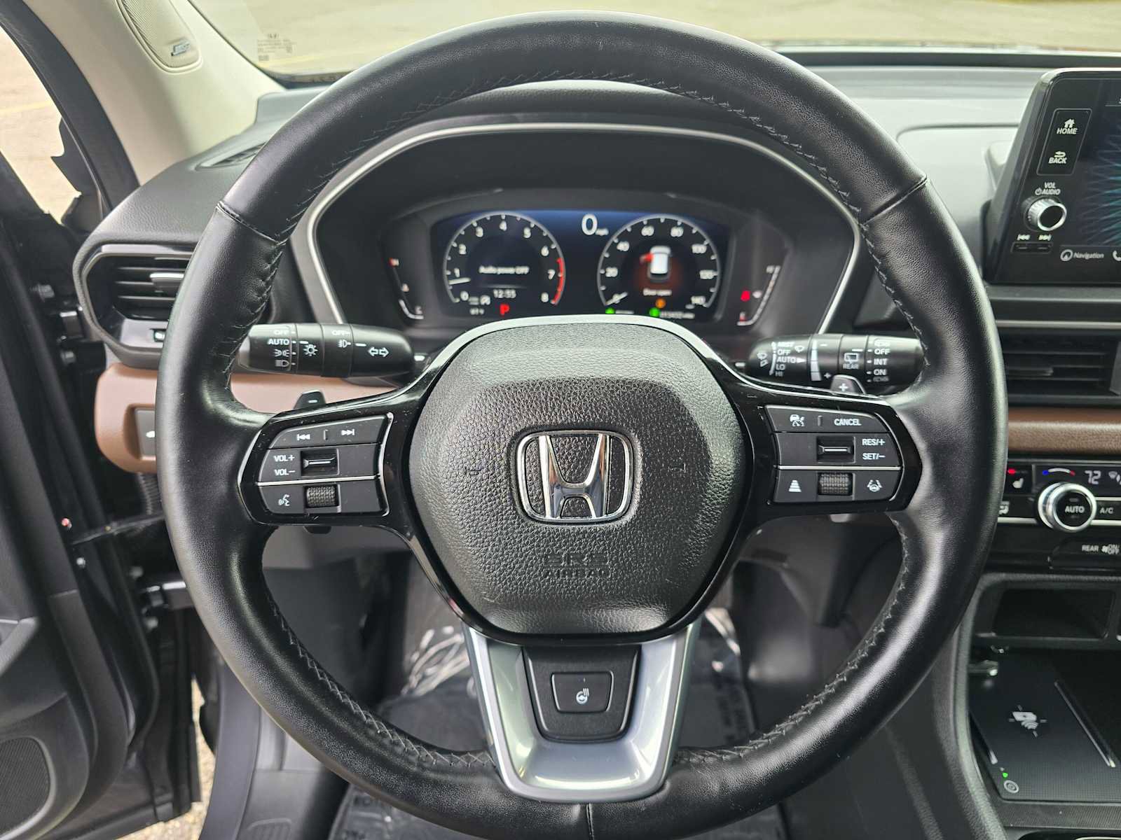 Used 2025 Honda Pilot Elite image 27