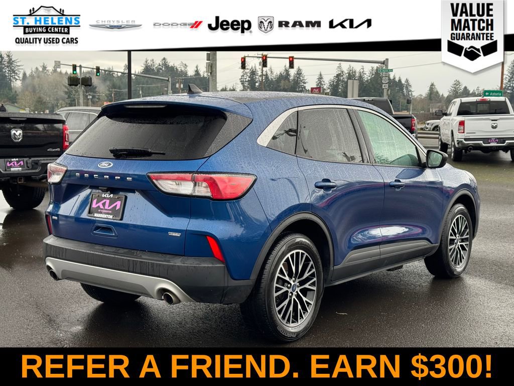 Used 2022 Ford Escape SE image 9