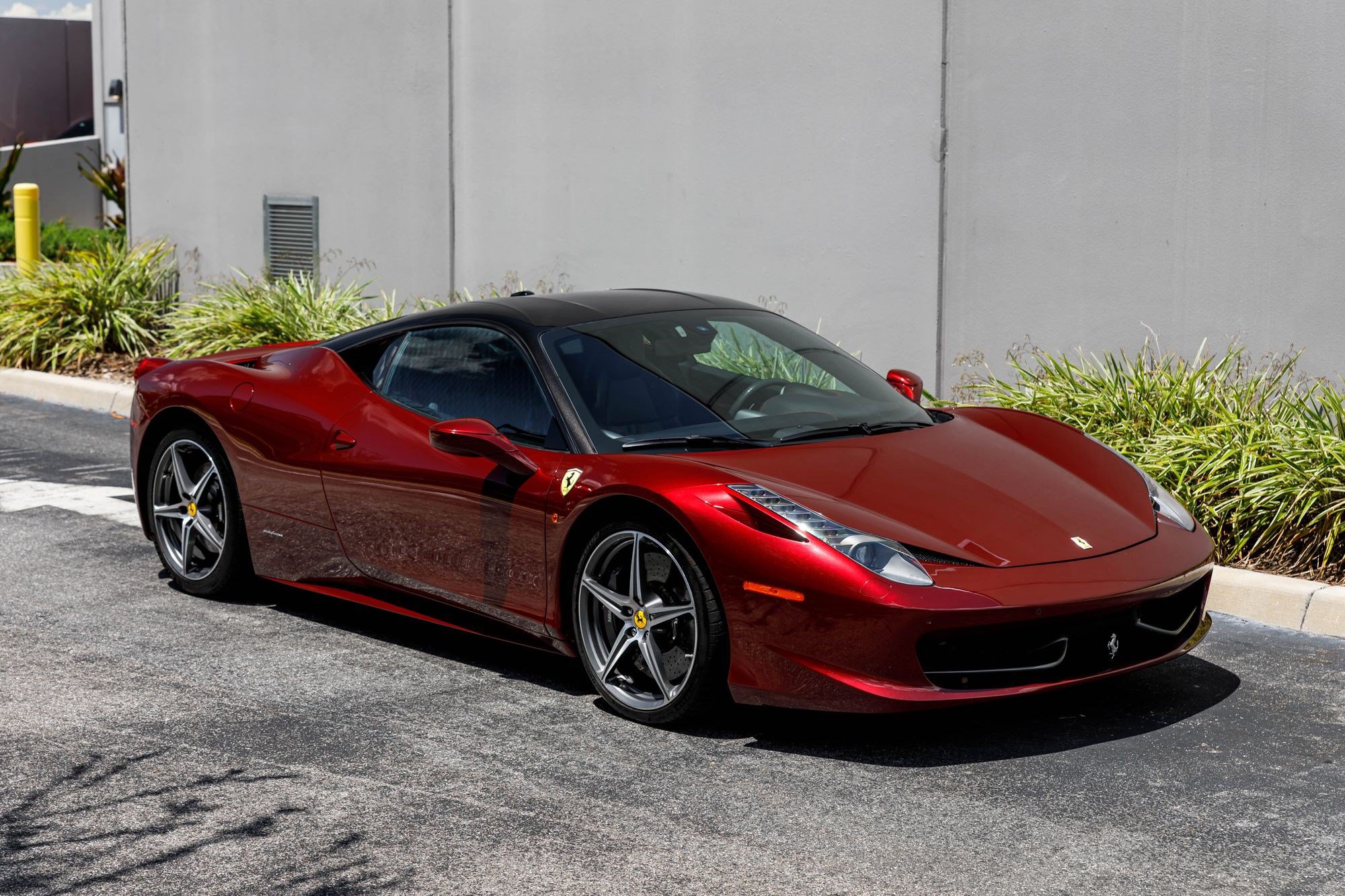 Used 2011 Ferrari 458 Italia Coupe RWD image 7