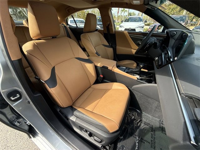 Certified 2023 Lexus ES 350 w/ Premium Package image 26