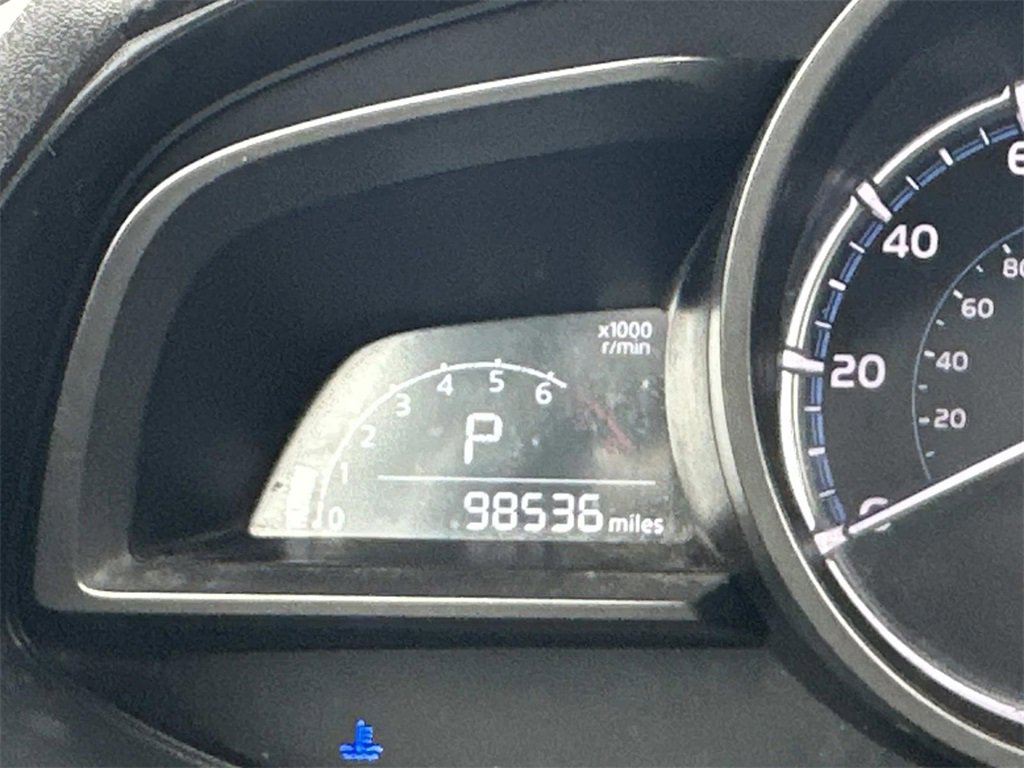 Used 2019 Toyota Yaris LE image 21