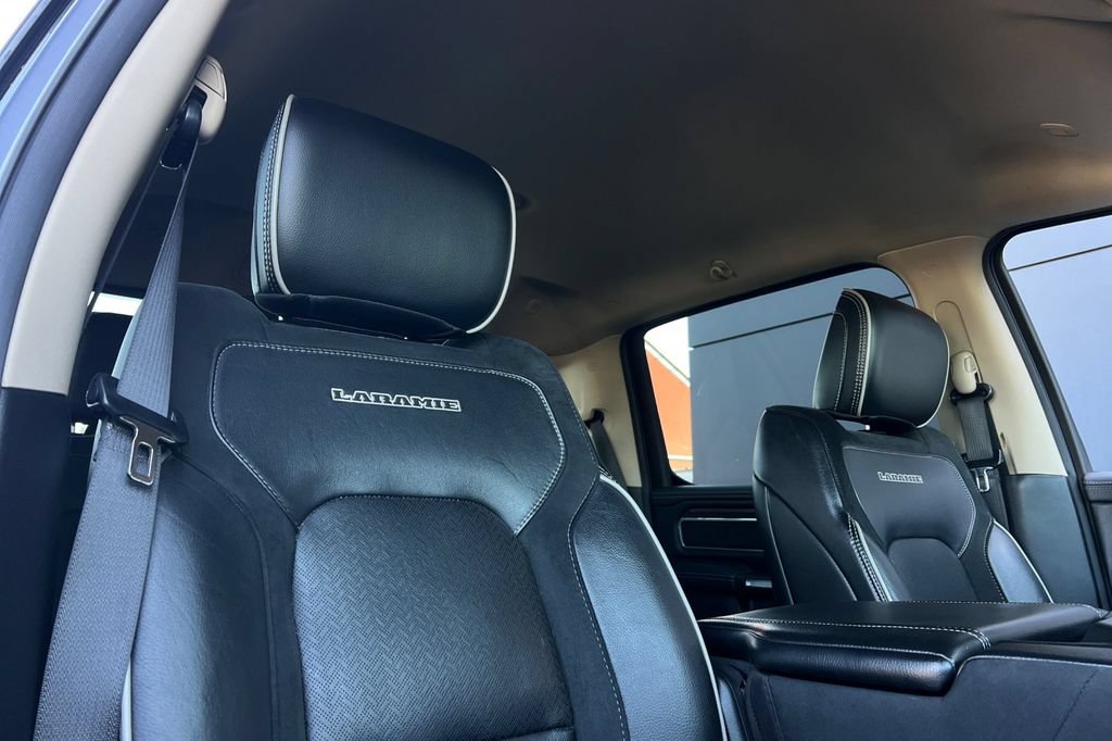 Used 2021 RAM 1500 Laramie AWD/4WD image 16