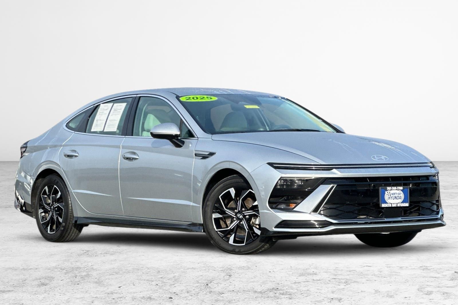 Used 2025 Hyundai Sonata SEL image 2