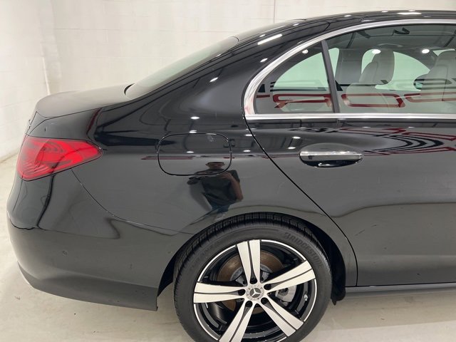 Used 2025 Mercedes-Benz C 300 4MATIC Sedan image 6