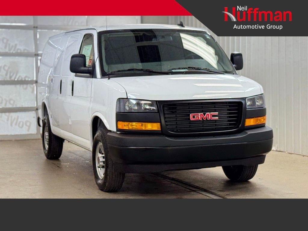 New 2025 GMC Savana 2500