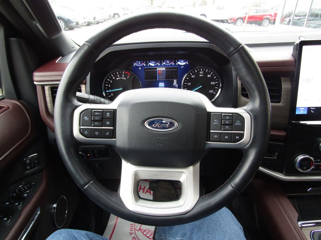 Used 2024 Ford Expedition Limited image 31