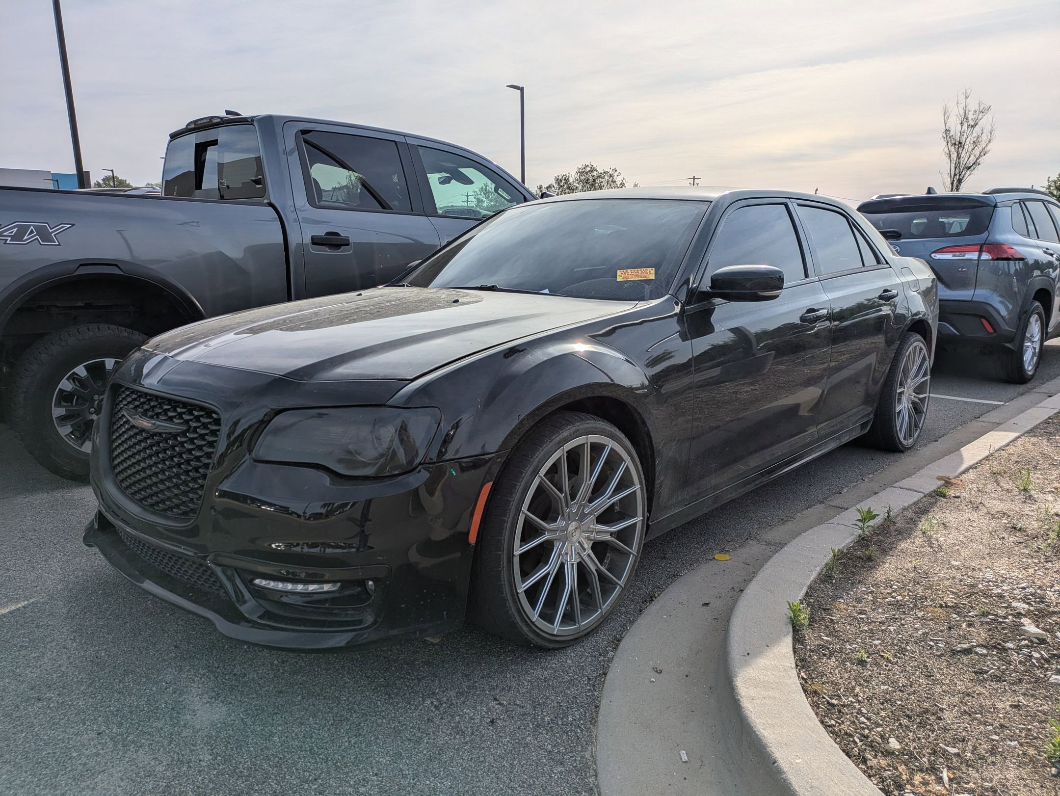 Used 2022 Chrysler 300 Touring L w/ Comfort Group image 4