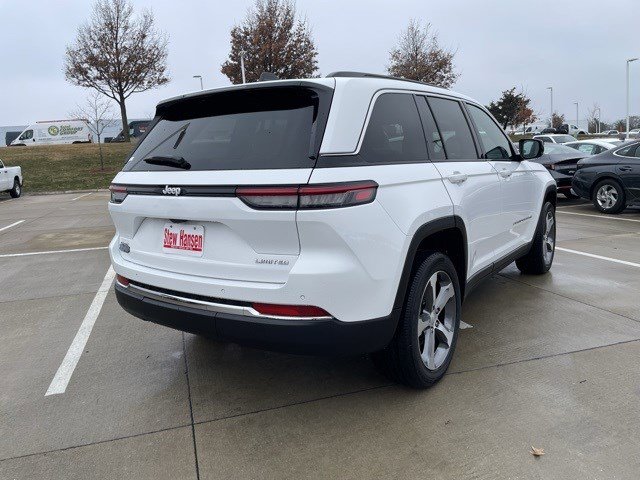 New 2025 Jeep Grand Cherokee Limited w/ Trailer Tow Package image 6