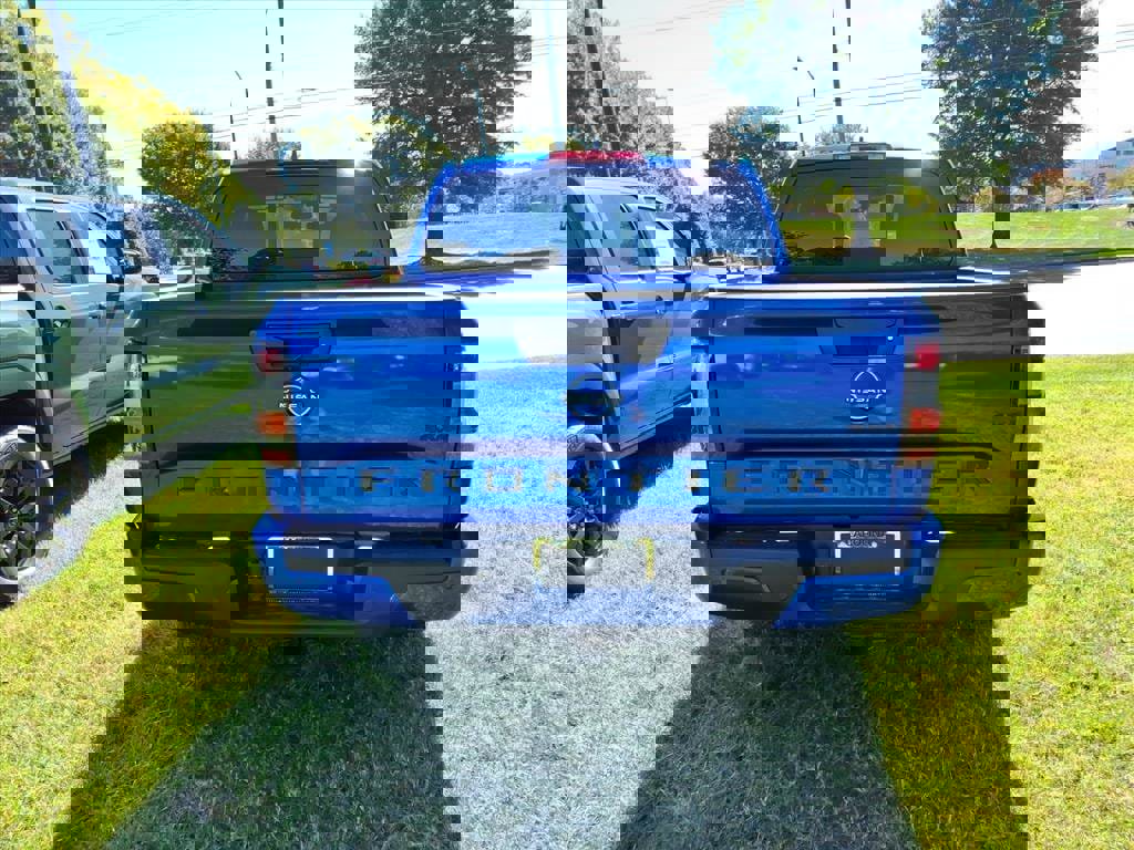 New 2026 Nissan Frontier SV image 4