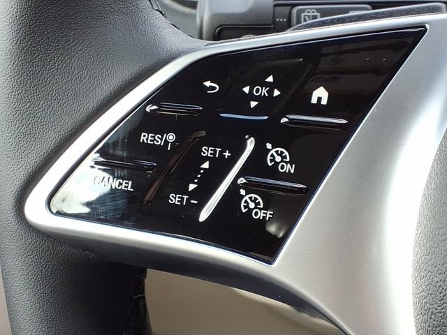 New 2026 Mercedes-Benz GLB 250 4MATIC image 9