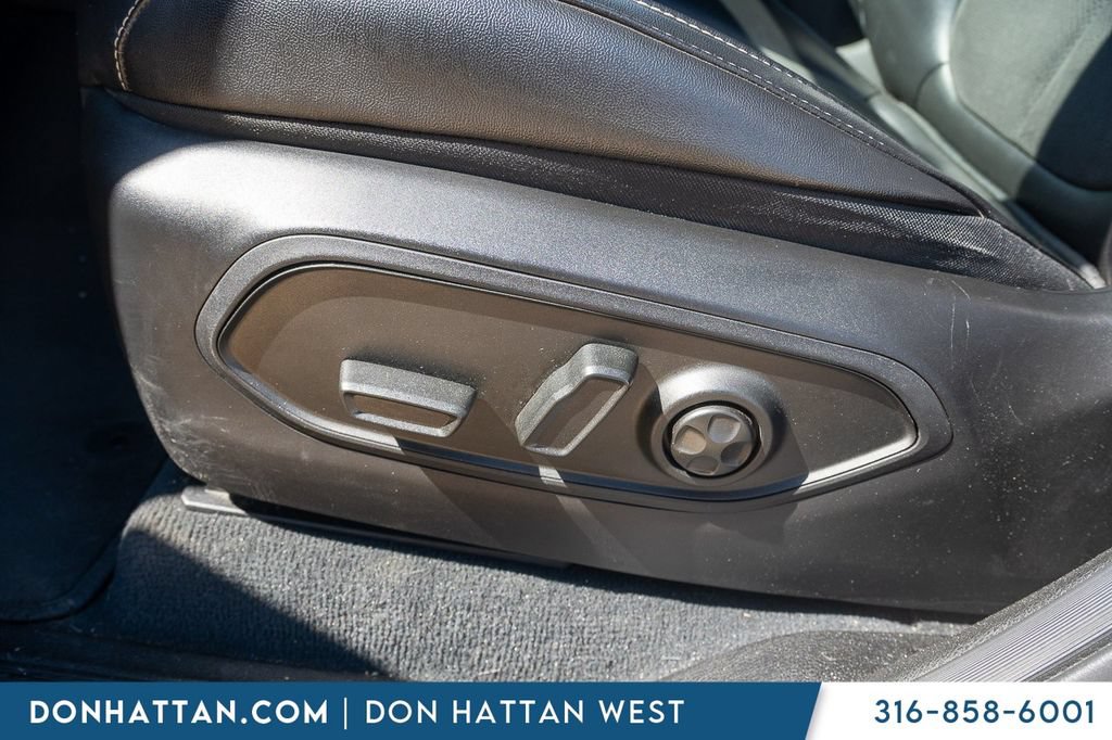 Used 2023 Jeep Grand Cherokee L Laredo AWD/4WD image 19