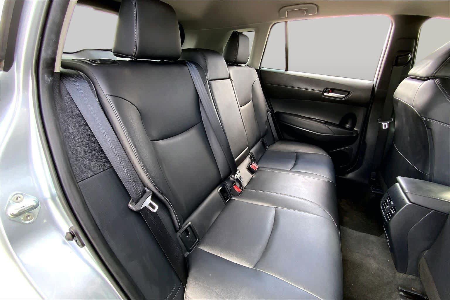 Used 2023 Toyota Corolla Cross XLE AWD/4WD image 19