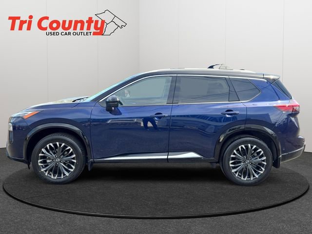 Used 2025 Nissan Rogue Platinum w/ Platinum Premium Package image 5