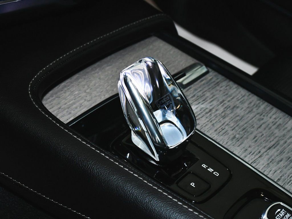 Used 2023 Volvo S90 B6 Ultimate w/ Protection Package image 40