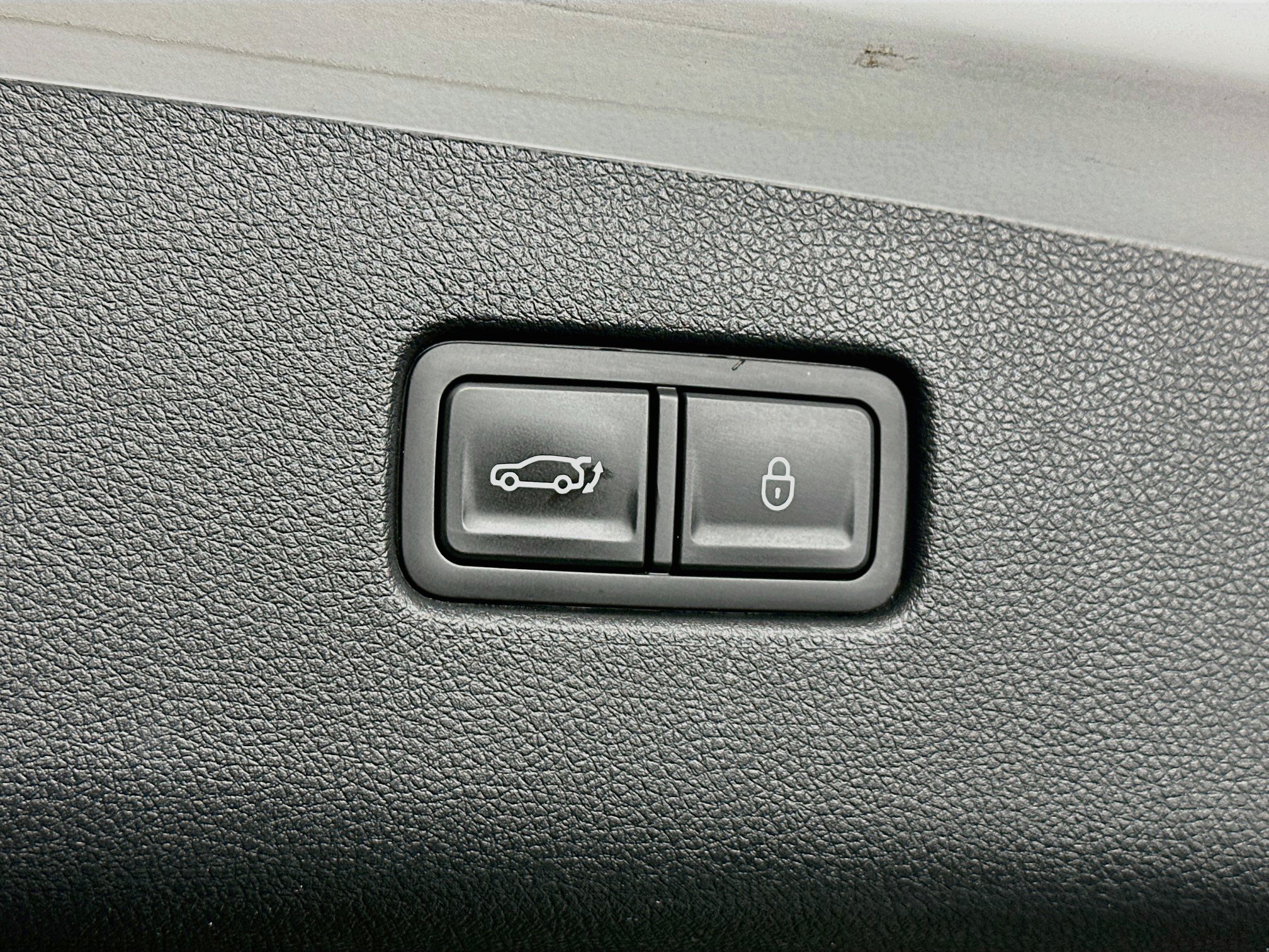 Used 2025 Genesis GV70 2.5T AWD/4WD image 30