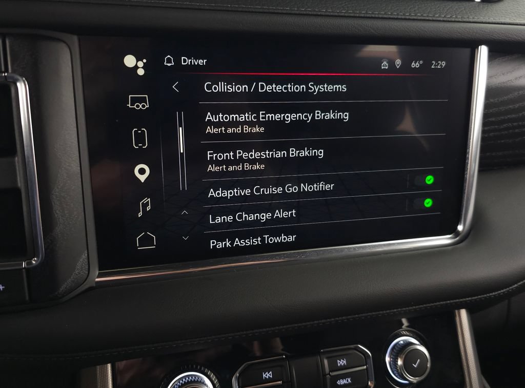Used 2024 GMC Yukon Denali AWD/4WD image 27