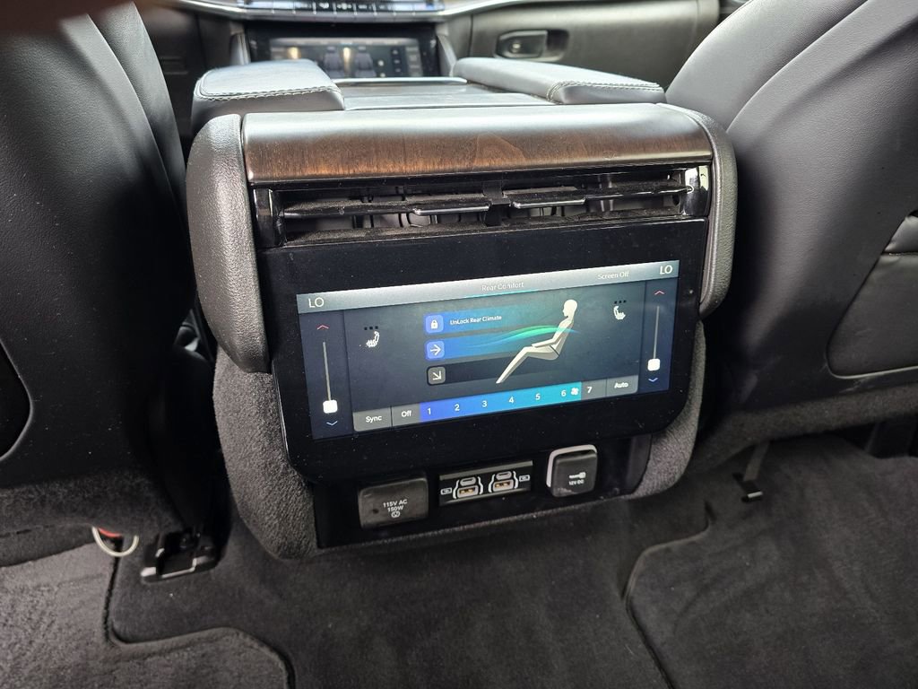 Used 2022 Jeep Grand Wagoneer Series I w/ Flexible Seating Group image 24