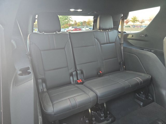 Used 2022 Chevrolet Tahoe RST w/ Luxury Package image 12