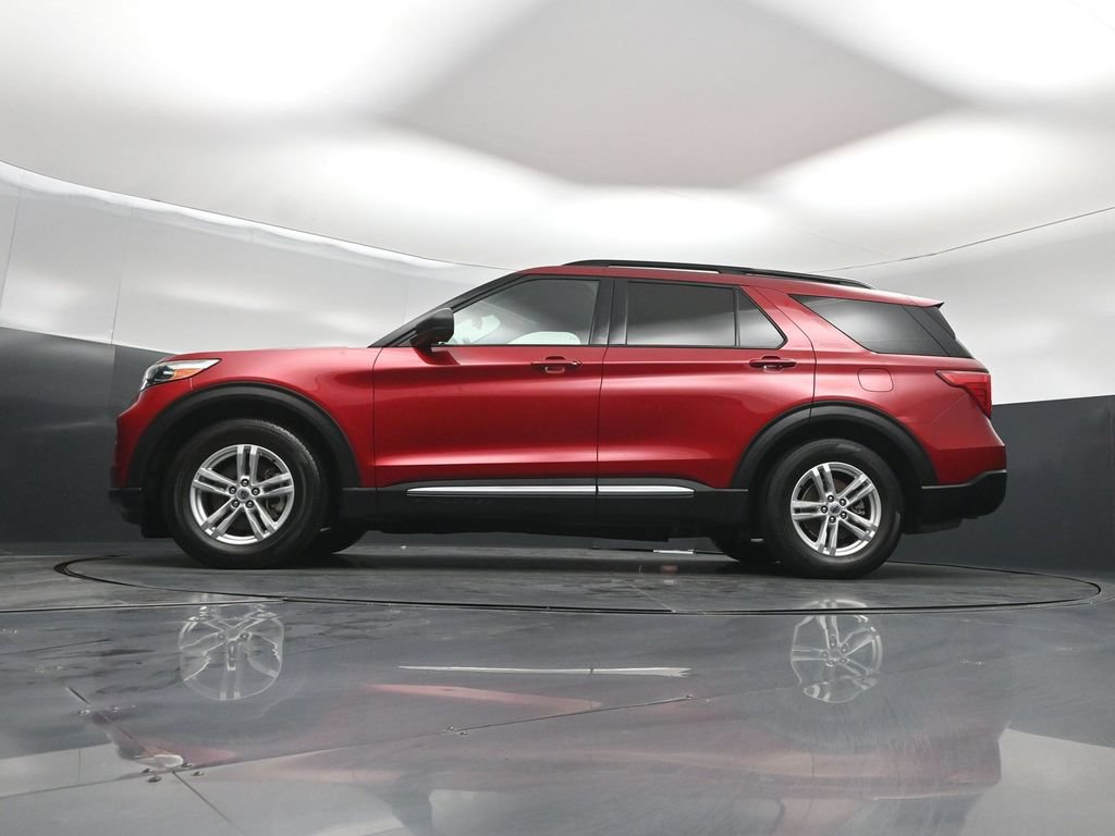 Used 2021 Ford Explorer XLT w/ Equipment Group 202A RWD image 48
