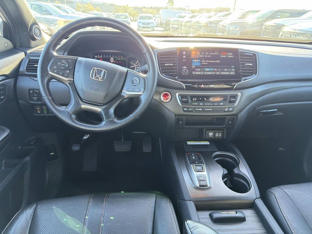 Used 2023 Honda Passport TrailSport image 17
