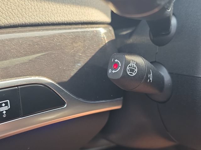 Used 2020 Mercedes-Benz S 560 4MATIC Sedan image 35
