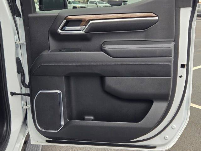 Used 2023 Chevrolet Silverado 1500 RST image 11