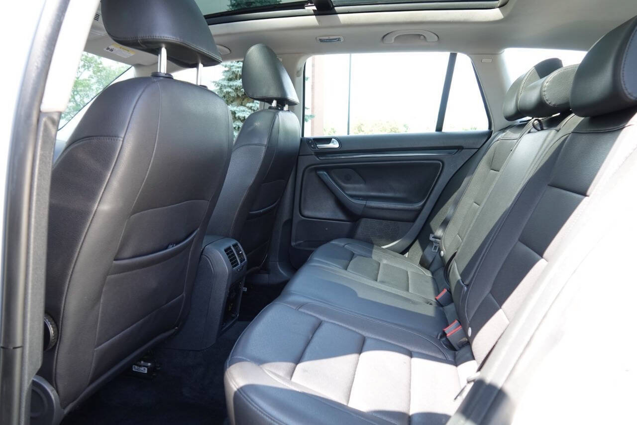 Used 2012 Volkswagen Jetta TDI FWD image 54