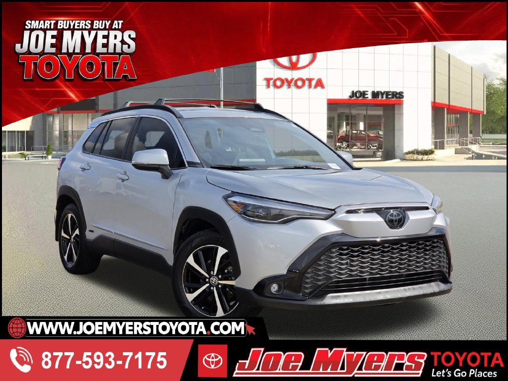 Used 2024 Toyota Corolla Cross AWD Hybrid w/ Convenience Package image 1