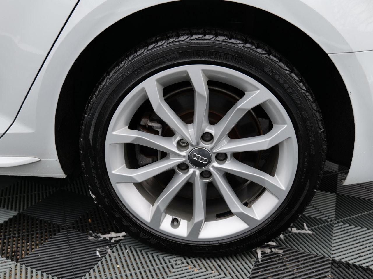 Used 2019 Audi A4 2.0T Premium Plus w/ Premium Plus Package image 88