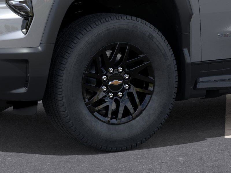 New 2026 Chevrolet Silverado EV LT image 10
