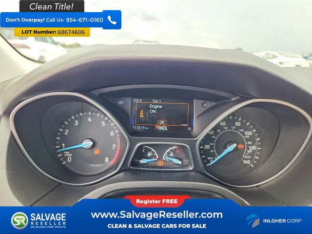 Used 2015 Ford Focus SE FWD image 12