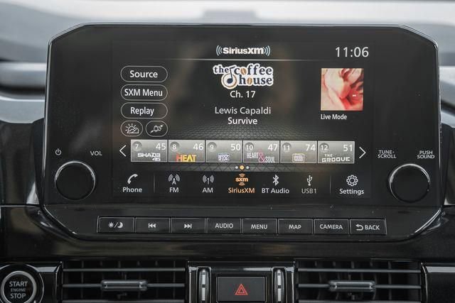 Used 2024 Nissan Pathfinder Platinum w/ Black Appearance Package image 25