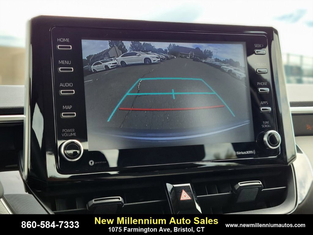 Used 2021 Toyota Corolla LE w/ LE Convenience Package image 21