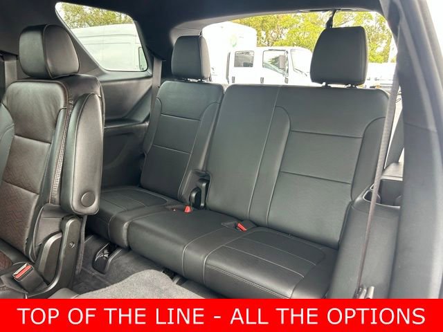 Used 2023 Chevrolet Traverse High Country image 16