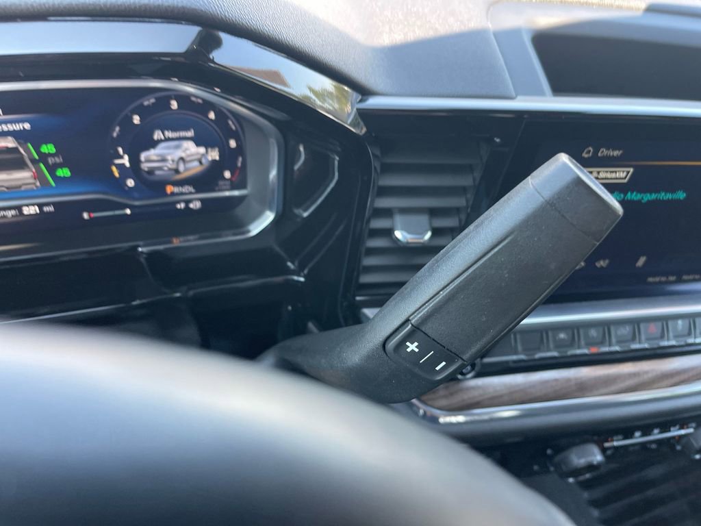 Used 2023 Chevrolet Silverado 1500 LT image 16