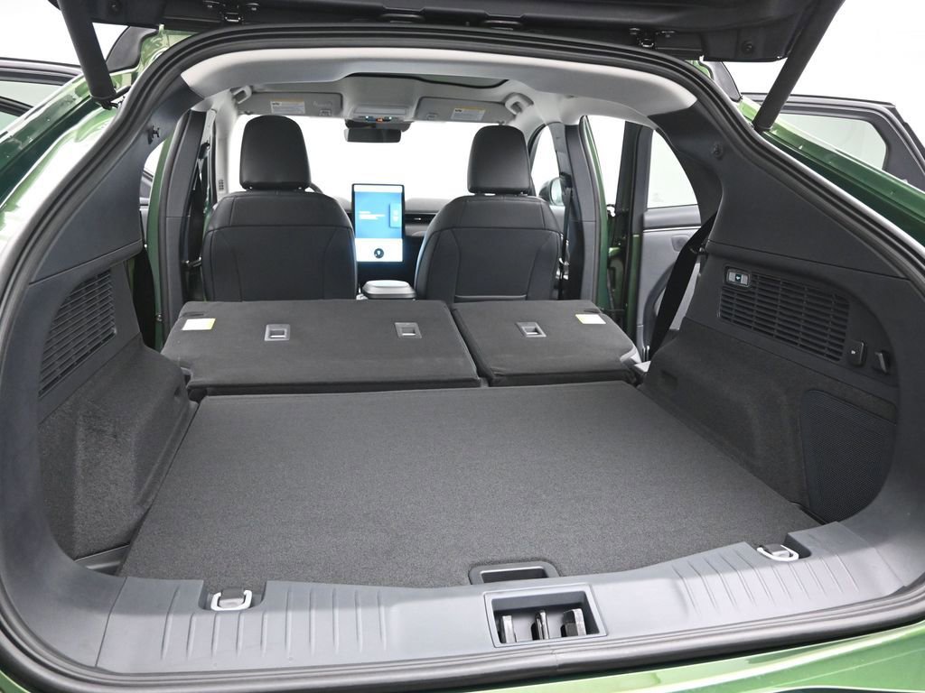 Used 2025 Ford Mustang Mach-E Premium image 21